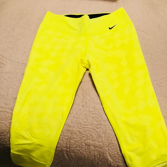 Nike leggings - Picture 1 of 2